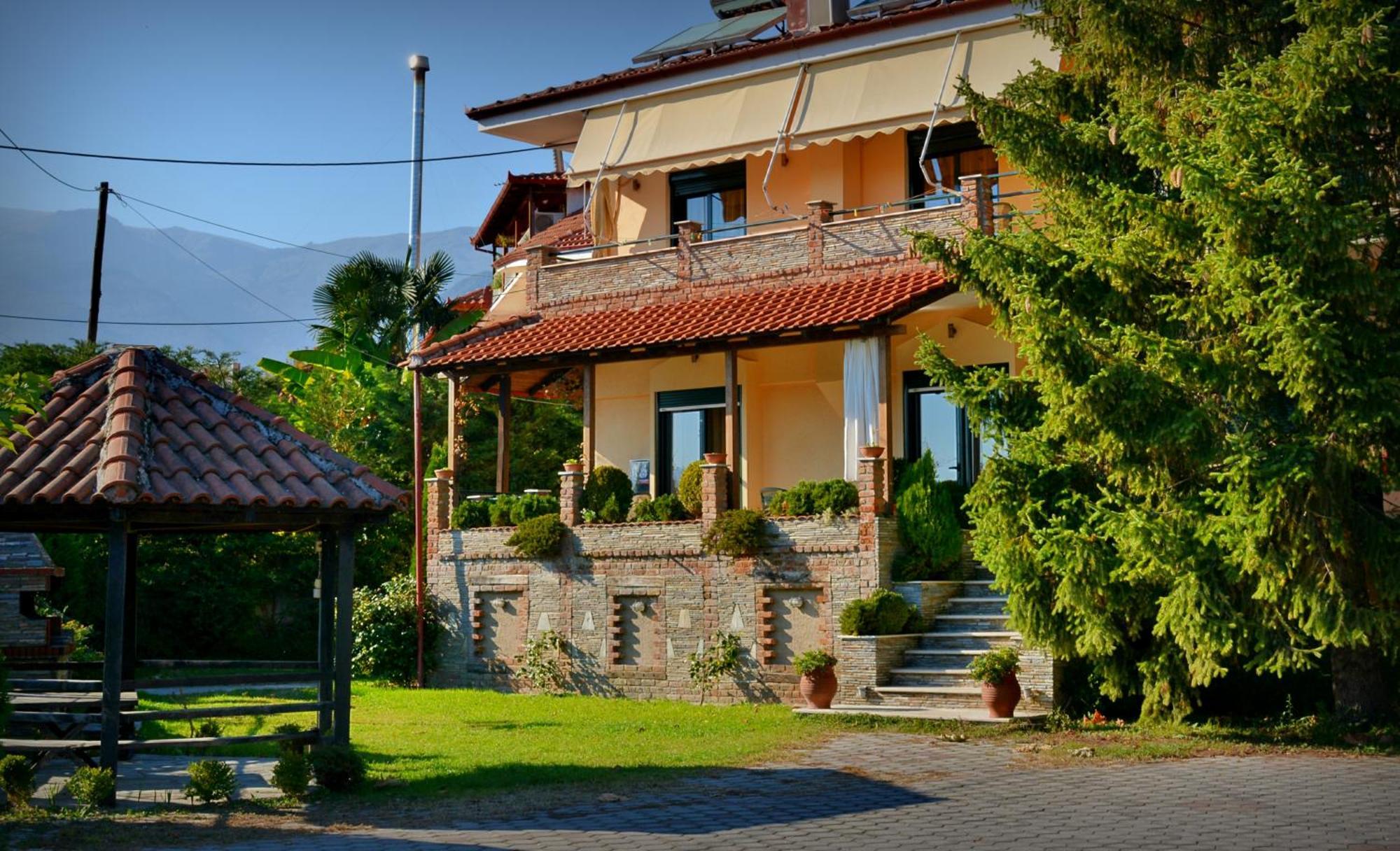 Káto Loutrákion Guesthouse Liogerma מראה חיצוני תמונה