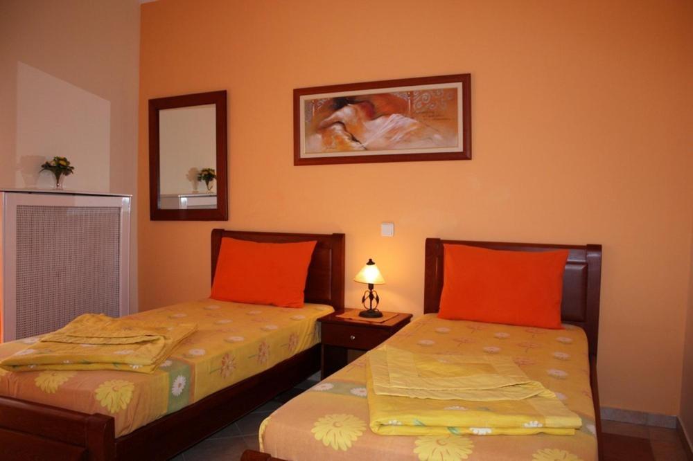 Káto Loutrákion Guesthouse Liogerma מראה חיצוני תמונה