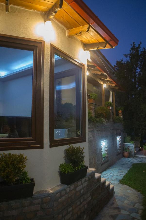 Káto Loutrákion Guesthouse Liogerma מראה חיצוני תמונה